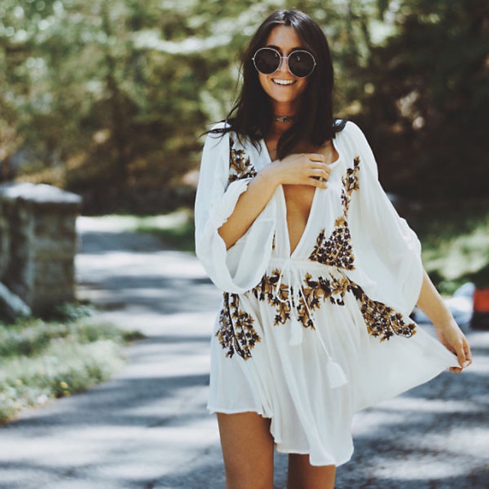 Boho plunging neck tassel embroidered floral Dress - Picture 1 of 12